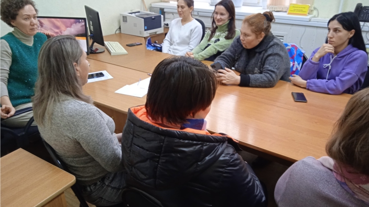 В Янтиково рассказали про путь к финансовой стабильности и профессиональному успеху