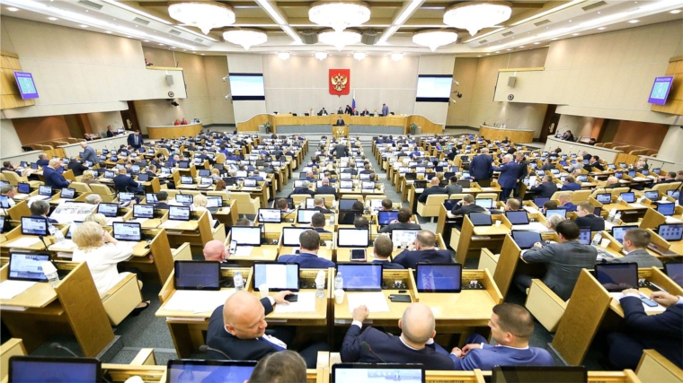 Закон Президента РФ по защите граждан предпенсионного возраста принят окончательно